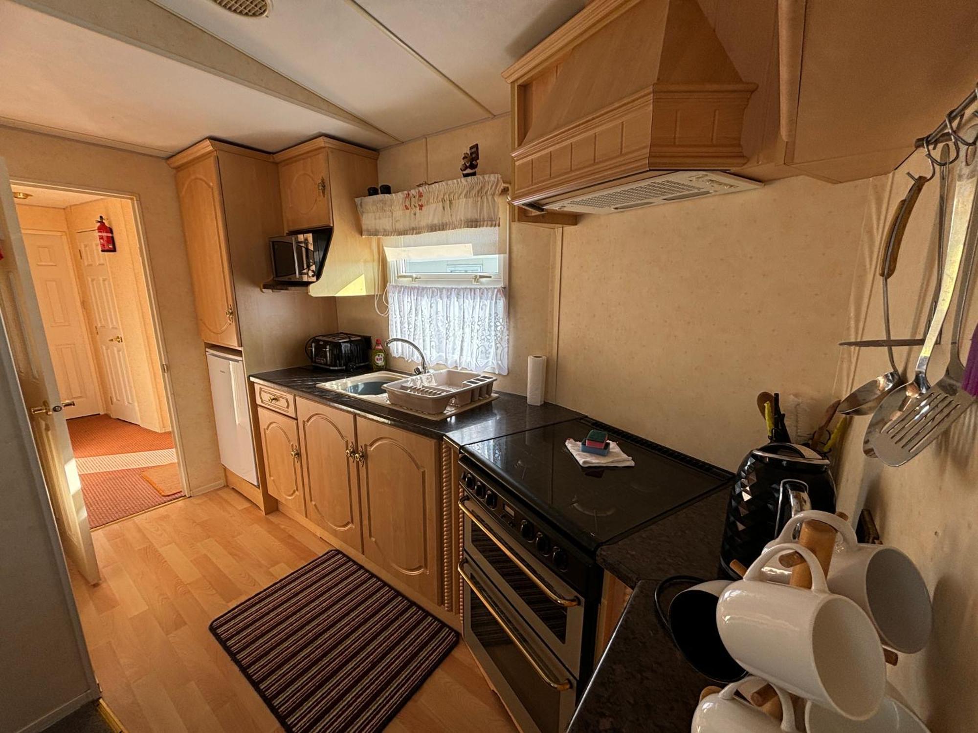 Seaview 145 - Pet Friendly, Bath And Close To Beach & Fantasy Island - Meadow Lakes Caravan & Lodge Hire Ingoldmells Exterior photo